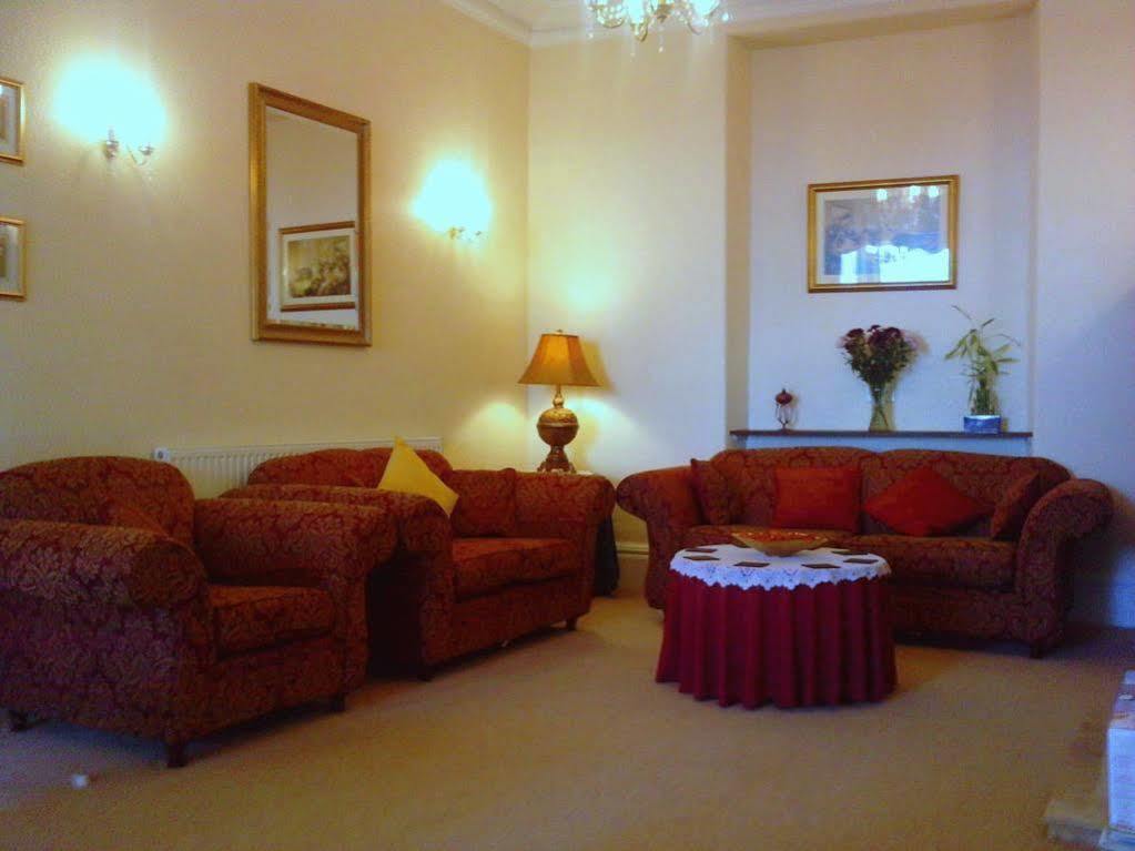 兰迪德诺 Ascot House (Adults Only)酒店 外观 照片